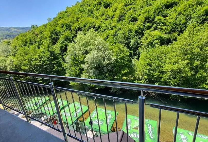 هتل Janjska Kuća