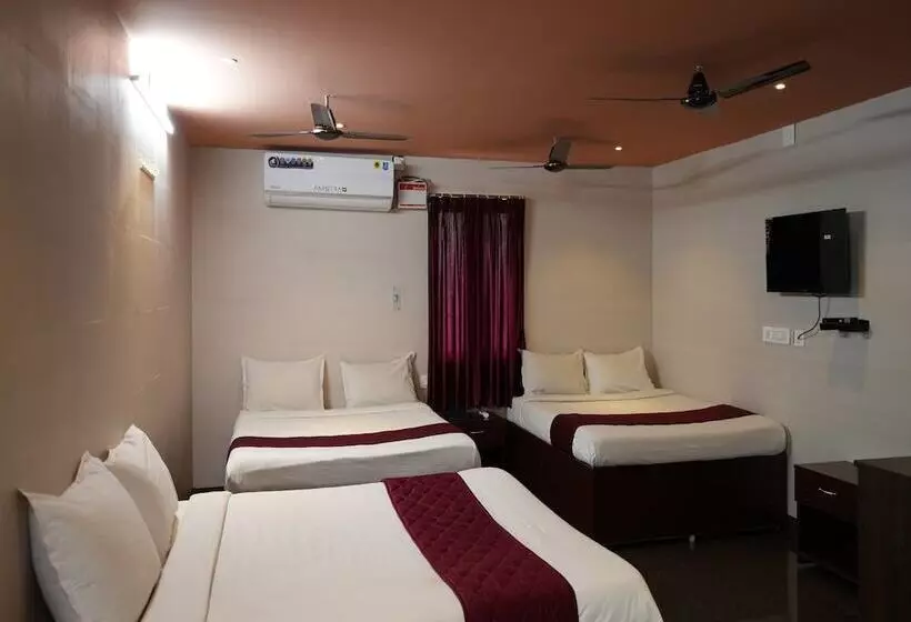 هتل Sagar Grand