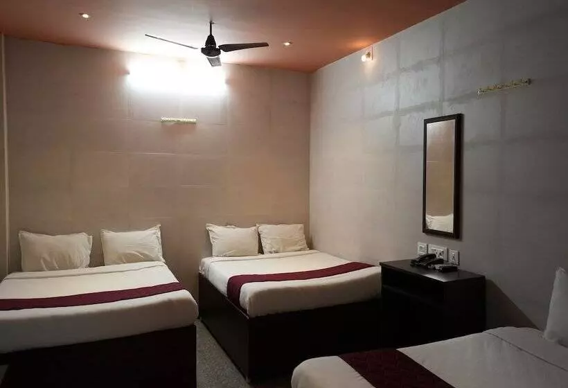 هتل Sagar Grand