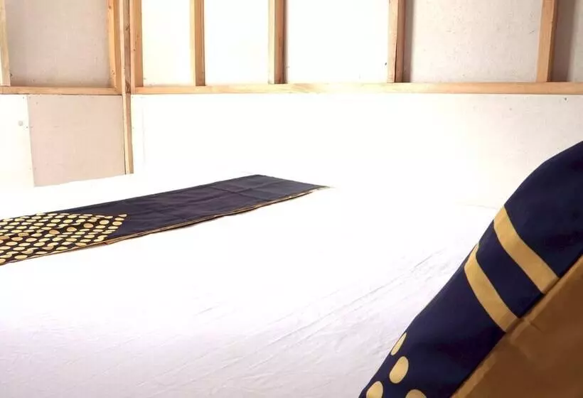 Hotelli Spot On 92699 Irish Irish Homestay