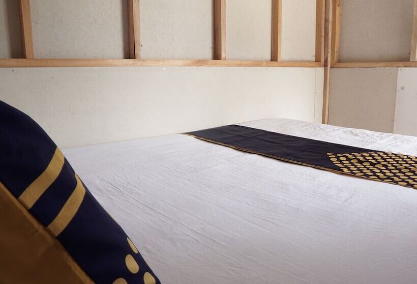 בית מלון כפרי Spot On 92699 Irish Irish Homestay