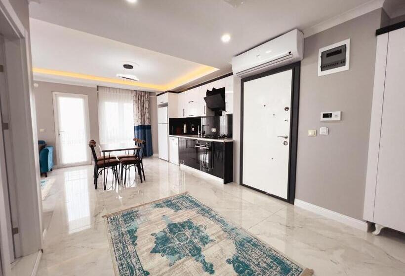 Metehan Sui̇t Apart