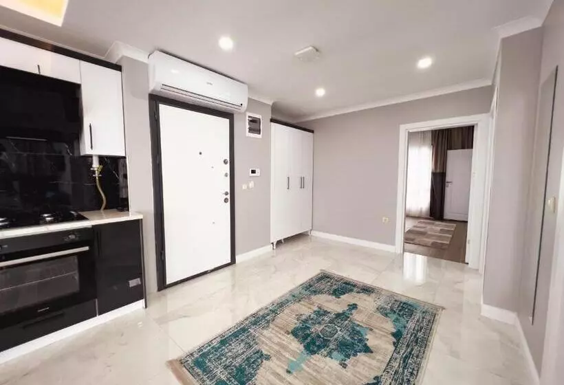 Metehan Sui̇t Apart
