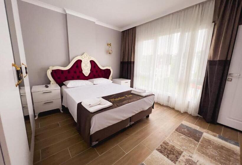 Metehan Sui̇t Apart