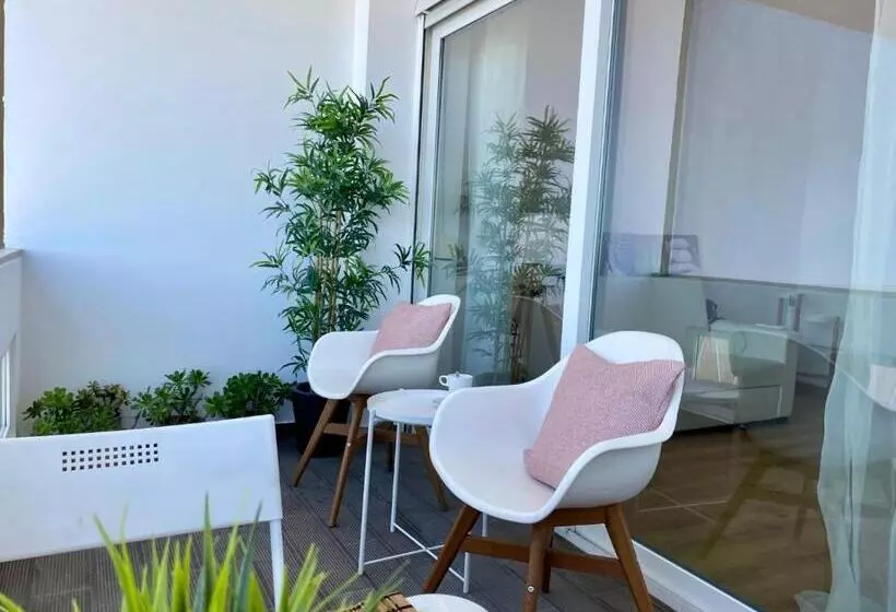 Majatalo Comfortable Bedrooms In Apartment With River View