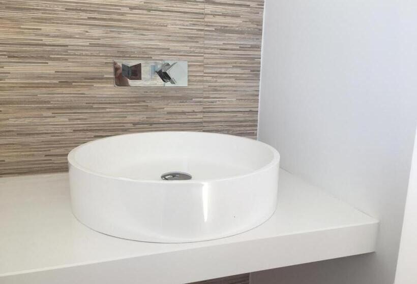 펜션 Comfortable Bedrooms In Apartment With River View