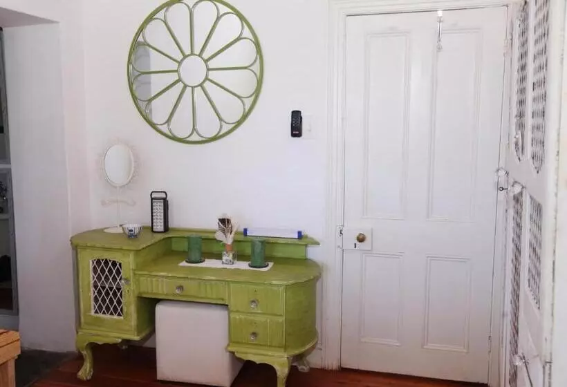 Aamiaismajoitus (B&B) Farm Secretaris