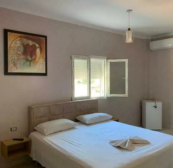 تختخواب و صبحانه Blu Horizon Hotel Gjipe