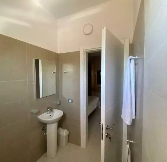 تختخواب و صبحانه Blu Horizon Hotel Gjipe