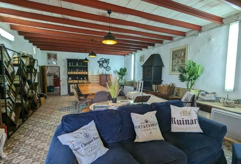 ペンション Guestroom Bouges Le Château, 1 Pièce, 2 Personnes Fr 1 591 518