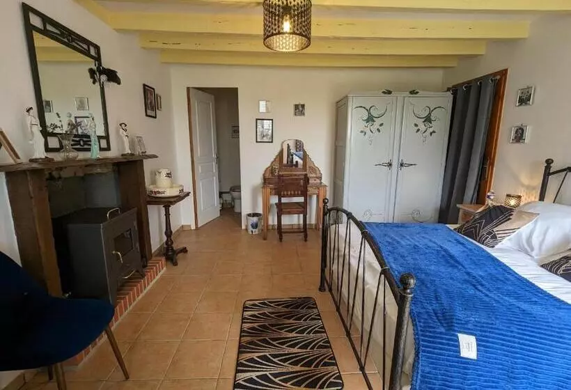ペンション Guestroom Bouges Le Château, 1 Pièce, 2 Personnes Fr 1 591 518