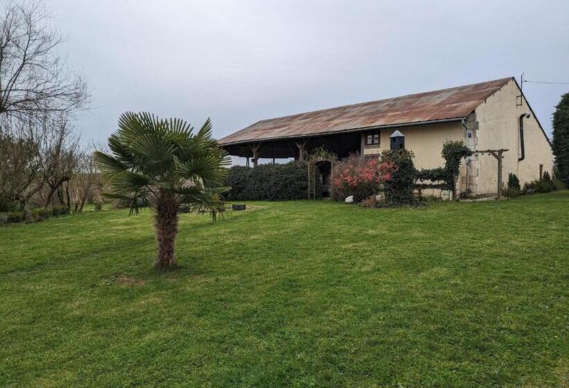 بنسيون Guestroom Bouges Le Château, 1 Pièce, 2 Personnes   Fr 1 591 518