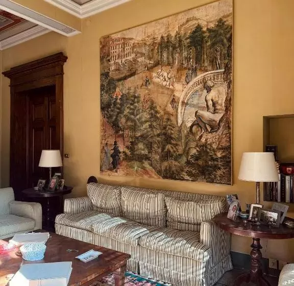 پانسیون Palazzo Lucangeli