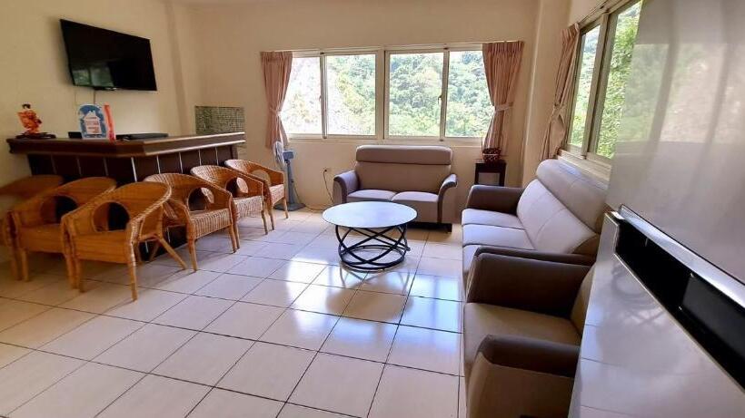 تختخواب و صبحانه 清翠渡假民宿