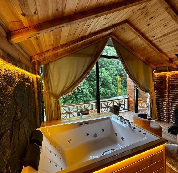 مبيت وإفطار Deredekal Suit Bungalov