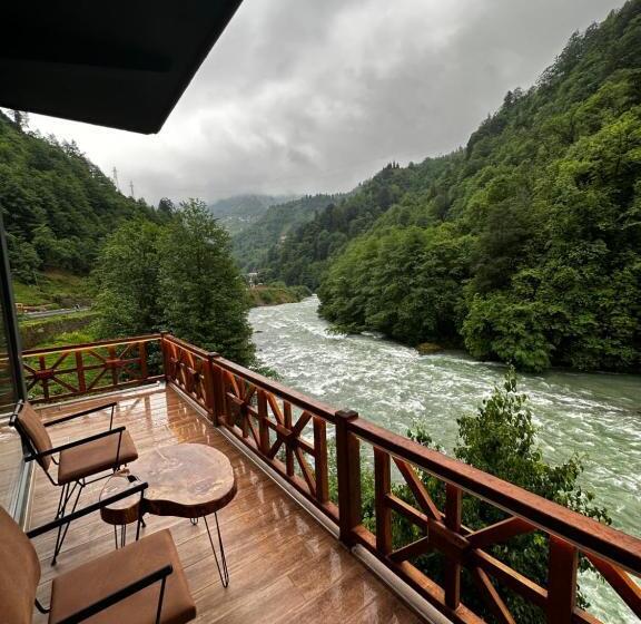 مبيت وإفطار Deredekal Suit Bungalov