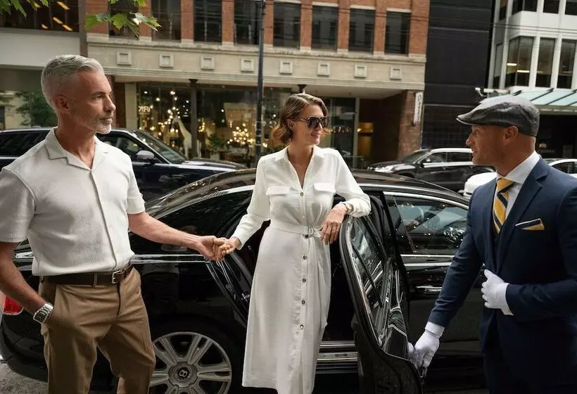 Hotelli Azur Legacy Collection