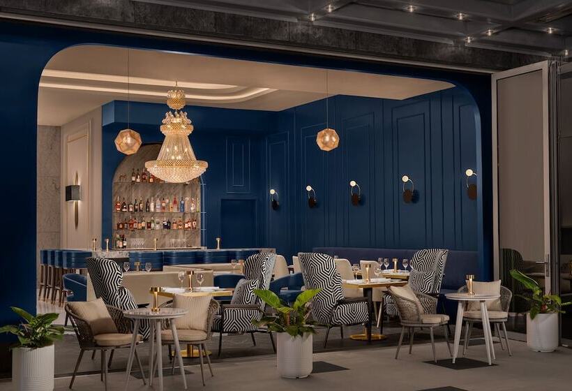 هتل Azur Legacy Collection