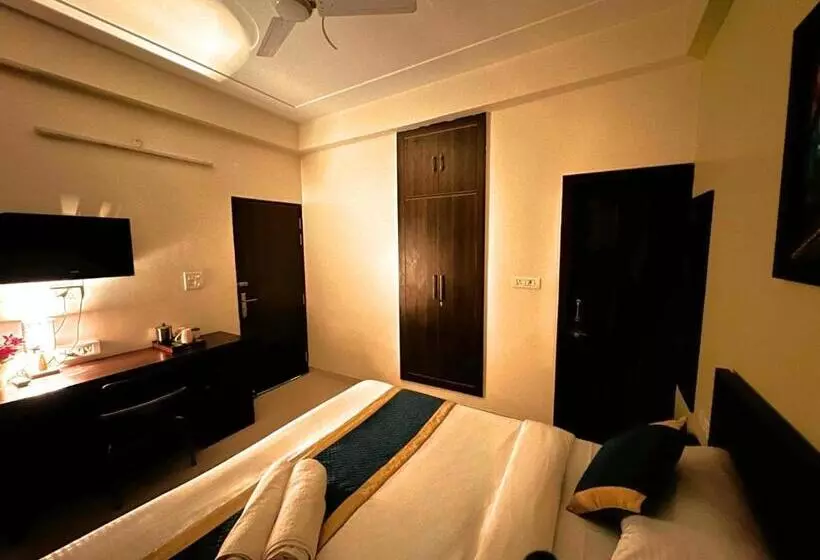 ホテル Kashyap Inn