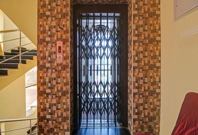 هتل Oyo Flagship Kk Royal Grand