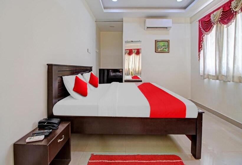 هتل Oyo Flagship Kk Royal Grand