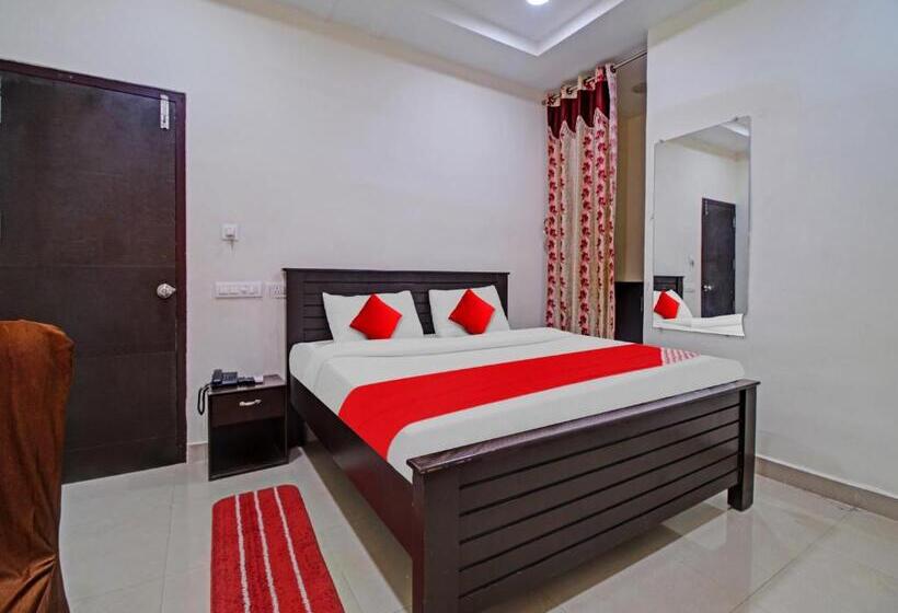 هتل Oyo Flagship Kk Royal Grand