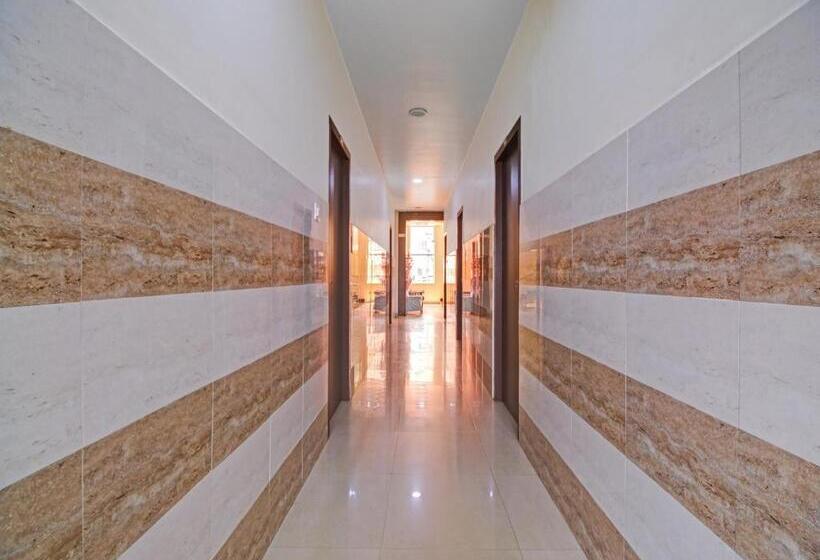 هتل Oyo Flagship Kk Royal Grand