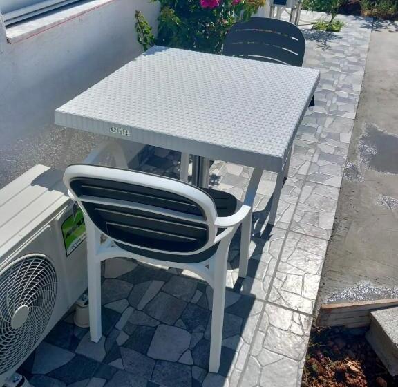 پانسیون Lalaj Guesthouse