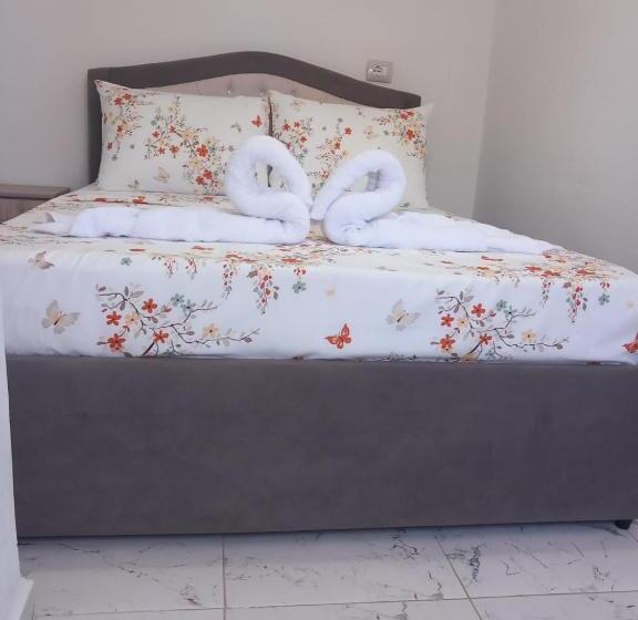 پانسیون Lalaj Guesthouse