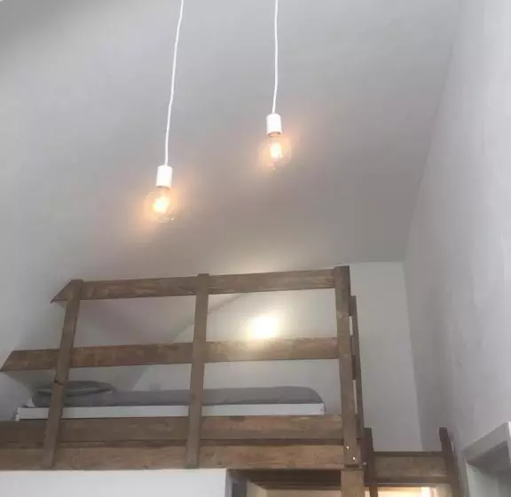 ペンション Loft Trasunella