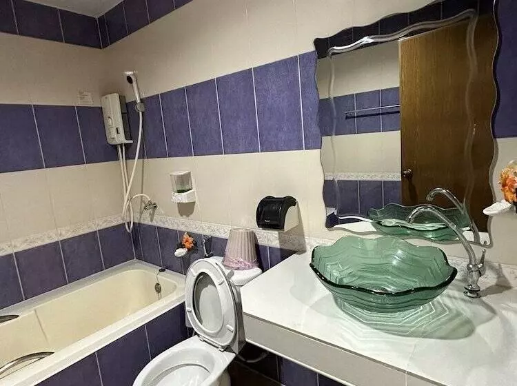 Tuscany Hotel By Skypark