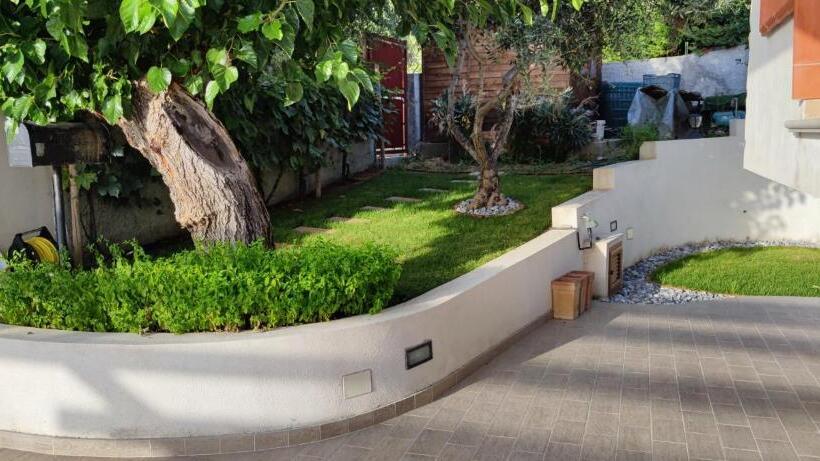 Bed and Breakfast Go Island