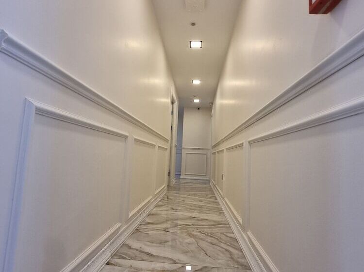 Elite Park Hotel & Suites