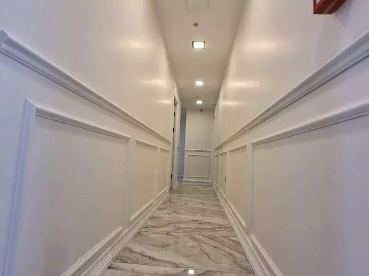 Elite Park Hotel & Suites