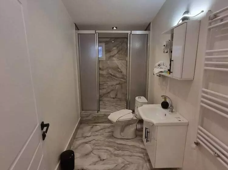 Elite Park Hotel & Suites