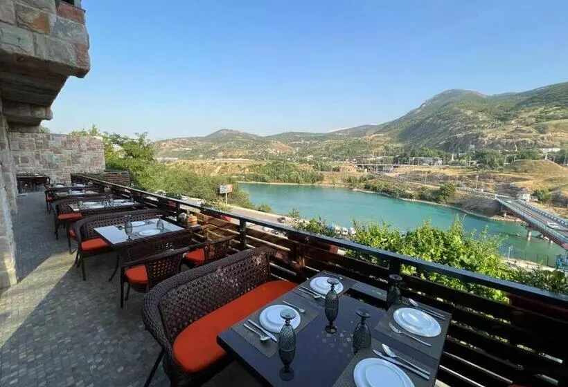 ホテル Le Chalet Mont And Restaurant