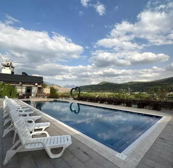 ホテル Le Chalet Mont And Restaurant