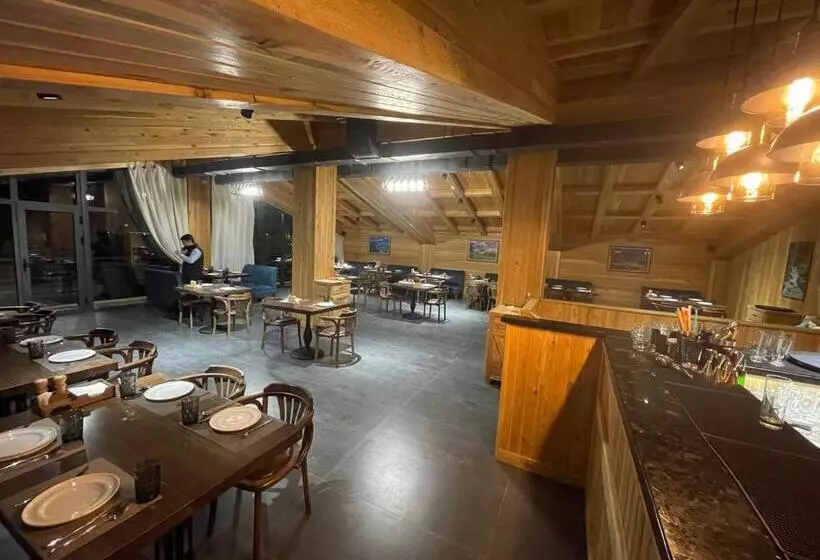 ホテル Le Chalet Mont And Restaurant