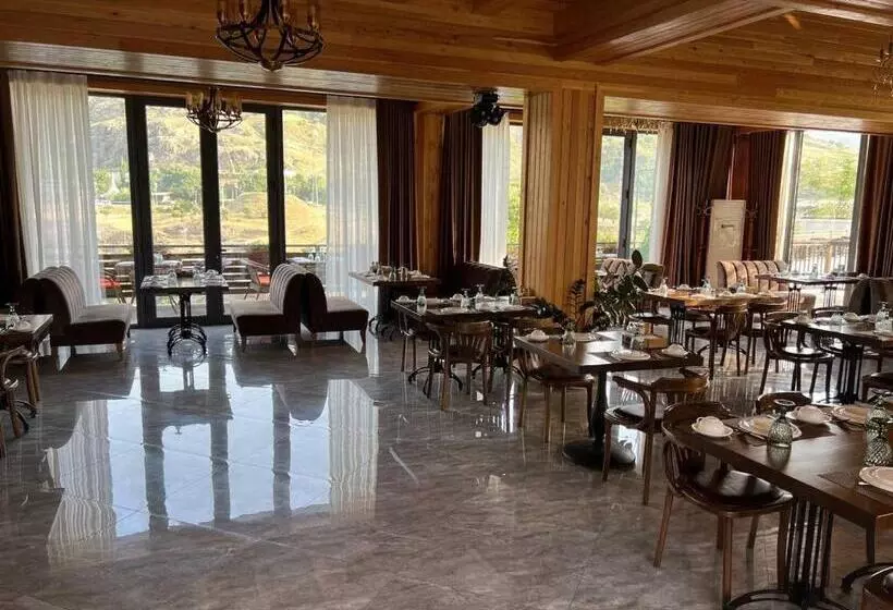 ホテル Le Chalet Mont And Restaurant