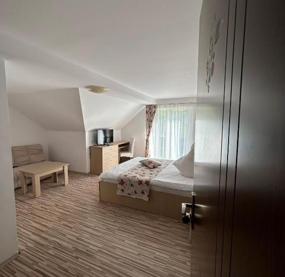 پانسیون Casa Mia