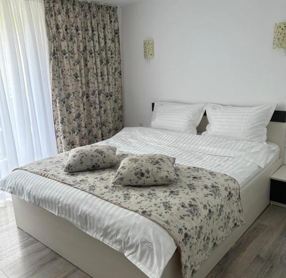 پانسیون Casa Mia