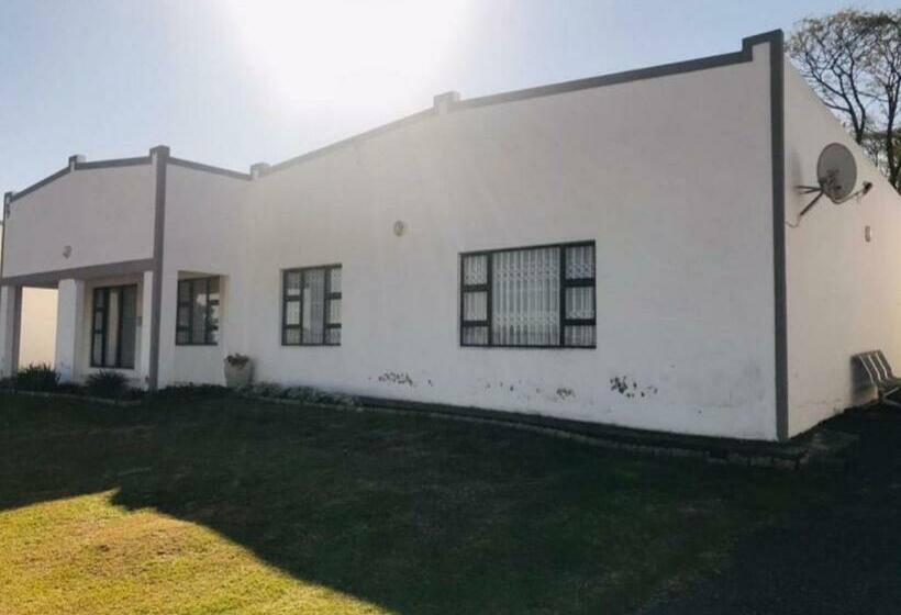 膳宿费 Luyolo Guest Lodge