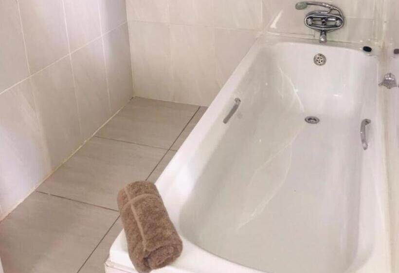 膳宿费 Luyolo Guest Lodge