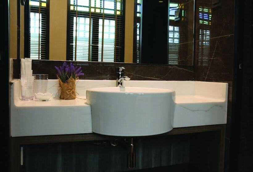 Aqueen Prestige Hotel Lavender