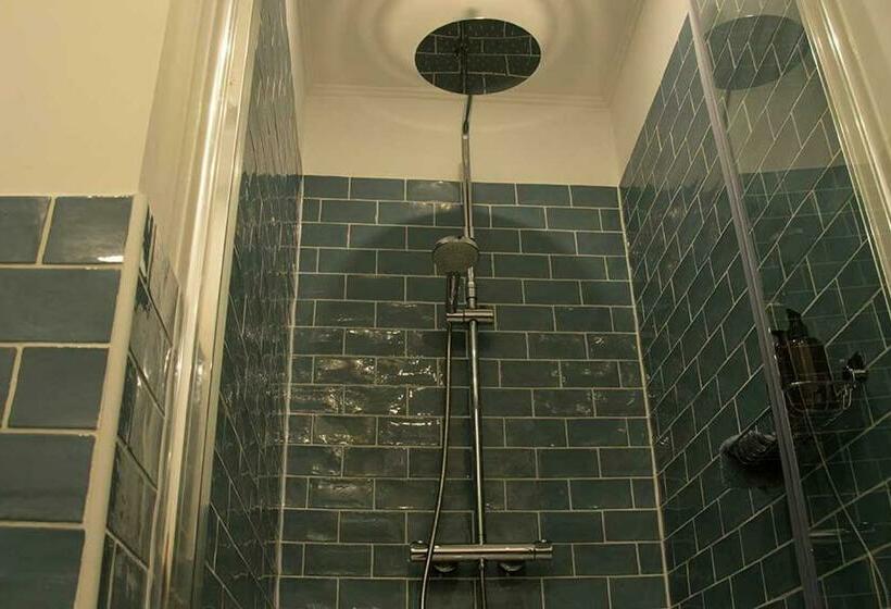 ベッドアンドブレックファースト For Me Formidable