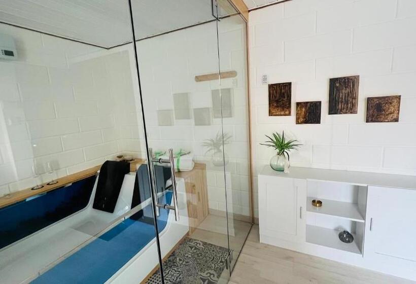 ベッドアンドブレックファースト Gilu