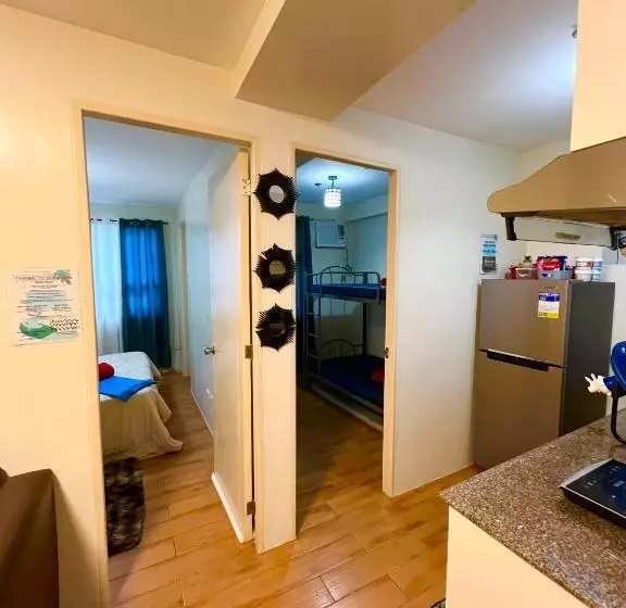 تختخواب و صبحانه Waveside Staycation At Seawind