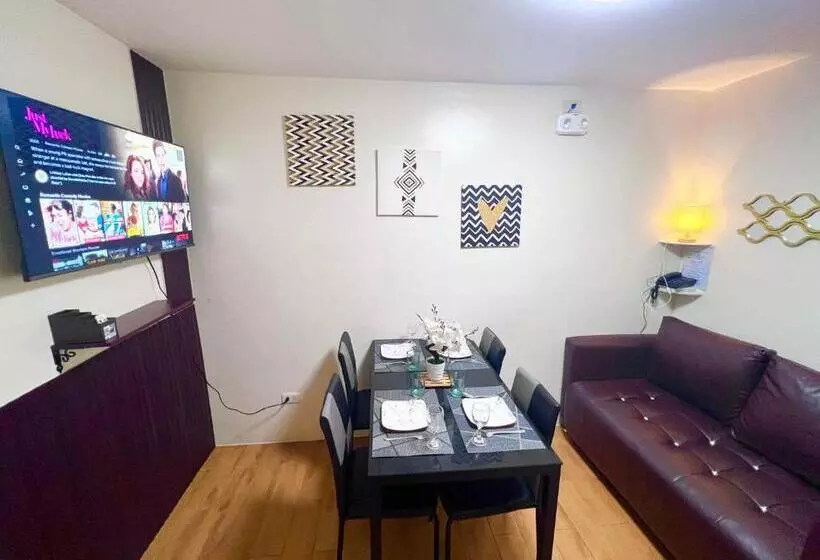 تختخواب و صبحانه Waveside Staycation At Seawind