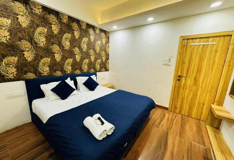 Hotell Shree Mahakal Krapa