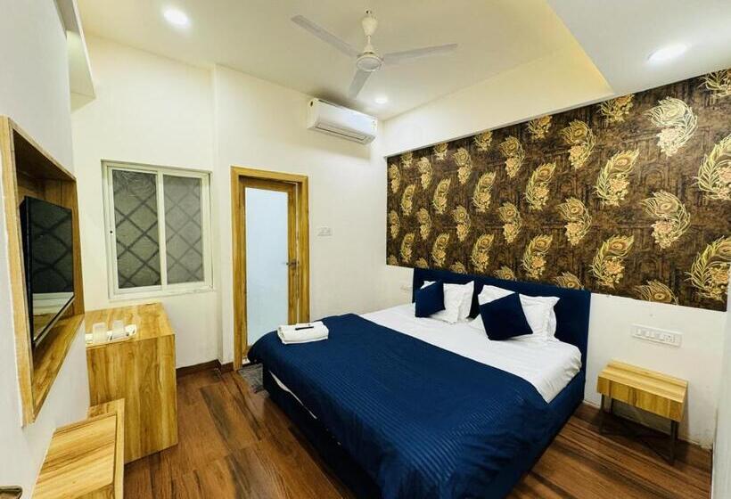 Hotell Shree Mahakal Krapa